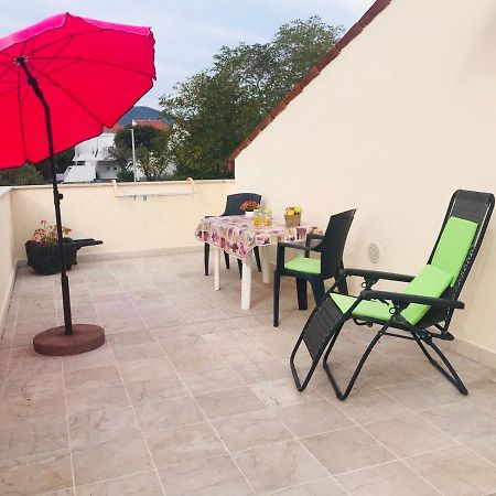 Apartmani Luiza เซรส ภายนอก รูปภาพ