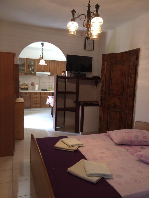 Apartmani Luiza เซรส ภายนอก รูปภาพ